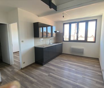 Location Appartement 2 pièces 35m² - Photo 3