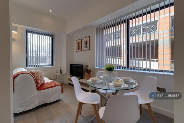 1 bedroom flat to rent - Photo 1
