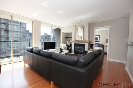 989 Richards Street #1901 - Photo 2