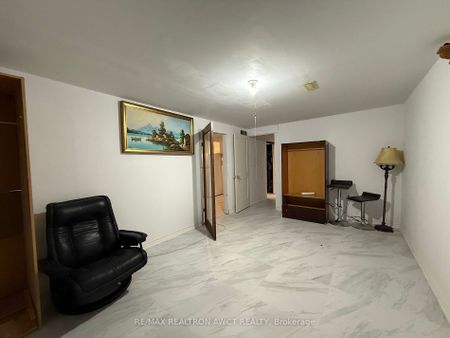 For Lease - 61 Wilmont Drive, Toronto, Ontario - Photo 3
