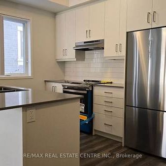 Jane St & Highway 7 Modern Luxurious 2Bdrm Twnhouse Spacious Living - Photo 1