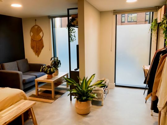 Premium 3 Bed Duplex Apartment - Photo 1