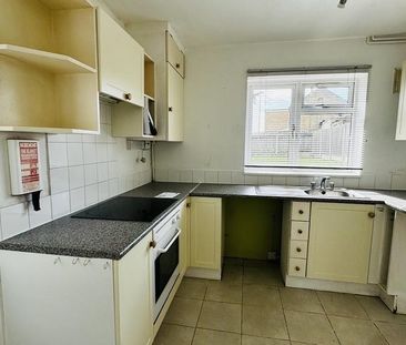 3 bedroom end of terrace house to rent - Photo 6