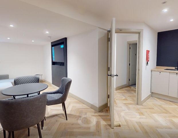 59 Forest Road Flat 2 - Photo 1