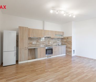 Pronájem bytu 3+1 v osobním vlastnictví 65 m², Praha 5 - Radotín - Photo 1