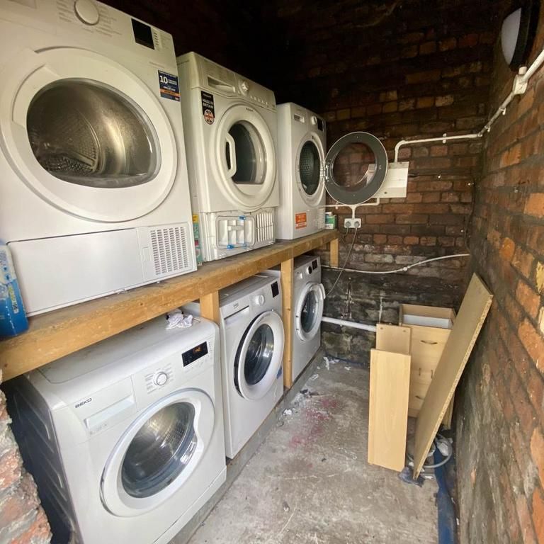 3 bedroom flat to rent - Photo 1