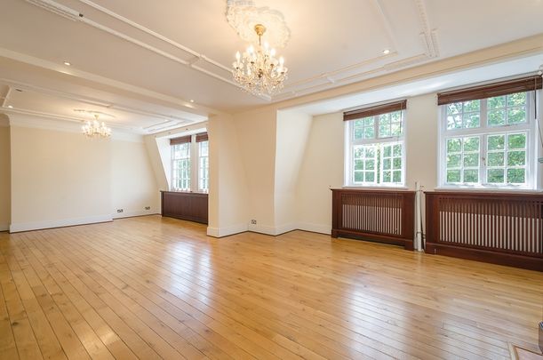 St. Johns Wood High Street, St Johns Wood, London, NW8 - Photo 1