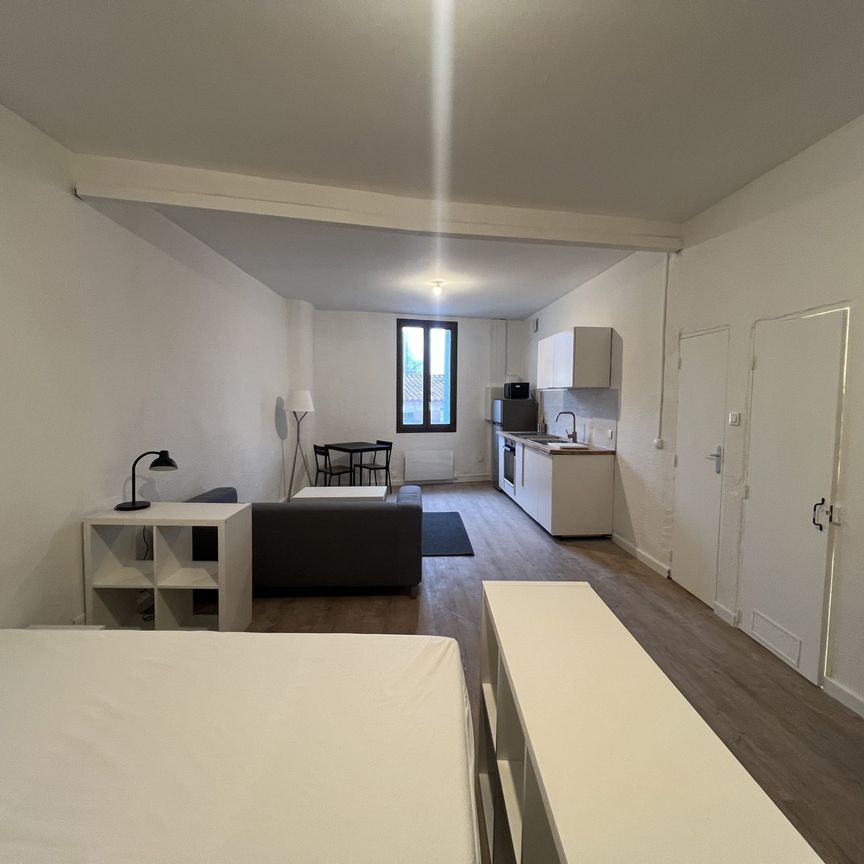 Location Appartement 1 pièce 38m² MONTPELLIER 34000 - Photo 1