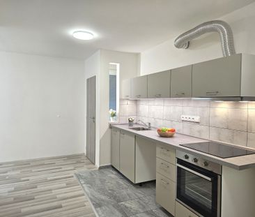 Pronájem bytu 2+kk 38 m² - Photo 1