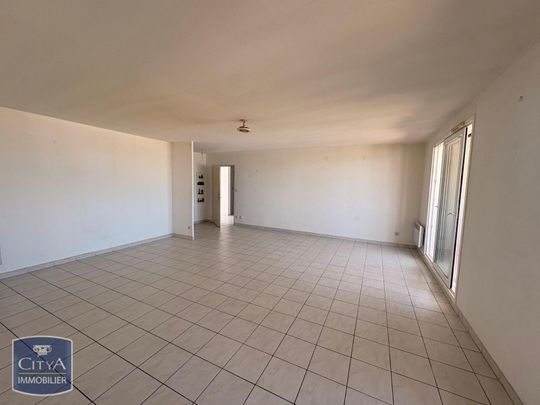 Location Appartement 3 pièces 84m² PORT ST LOUIS DU RHONE 13230 - Photo 1