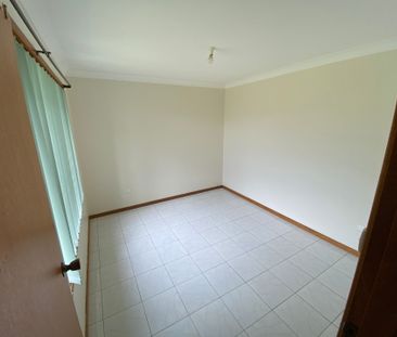 4 Bedroom - 2 Bathroom - Minutes Walk to Beach - Photo 4