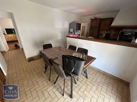 Location Maison 4 pièces 119m² GOND PONTOUVRE 16160 - Photo 5
