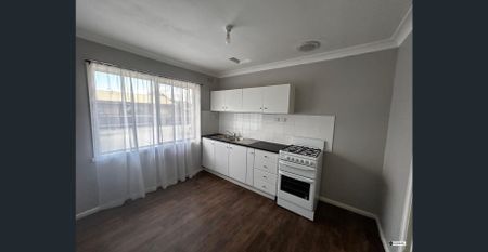 Renovated One Bedroom Unit in North Albury - Photo 2