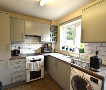 1 bedroom semi-detached house to rent - Photo 6