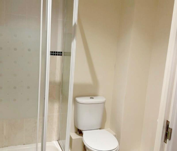 2 bedroom flat to rent - Photo 6