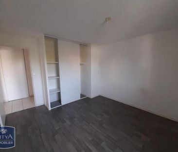 Location Appartement 2 pièces 48m² YVETOT 76190 - Photo 4
