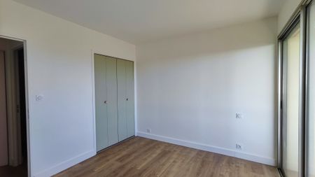 Location Appartement 3 pièces 82m² FREJUS 83600 - Photo 3