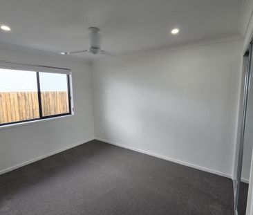 50 Kashmir Cct, Greenbank QLD 4124 - House For Rent | Domain - Photo 3