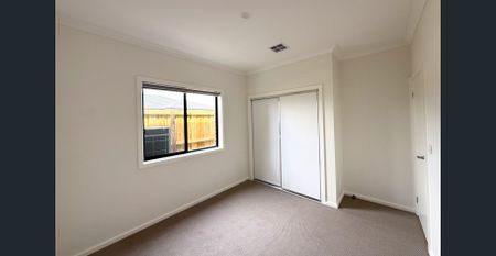 Brand New Home!! - Photo 4