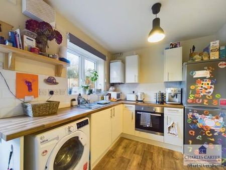 2 bedroom property to rent in Worcester - Photo 3