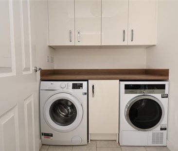 3 bedroom semi-detached house to rent - Photo 6