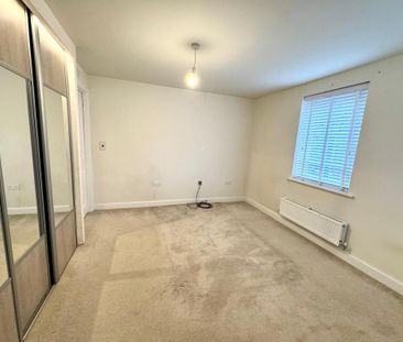 4 bedroom detached house to rent - Photo 1