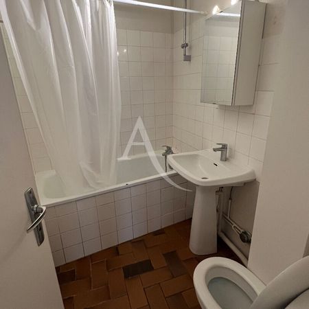 Location Appartement 1 pièce 21m² - Photo 4