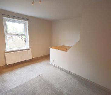 2 bedroom property to rent - Photo 2