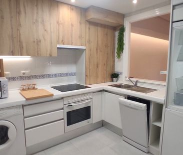 Piso de alquiler en Adelfas - Photo 1