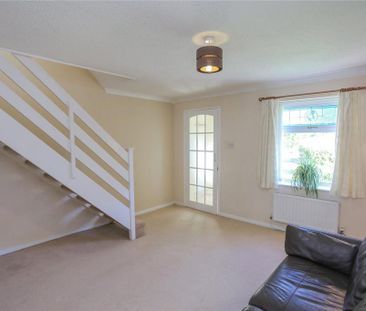 2 bedroom semi-detached house to rent - Photo 2