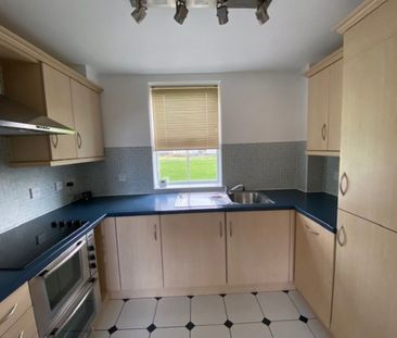 Woodcock Road, Royston - Photo 4