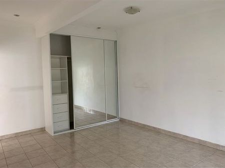 Single Bedroom Residence For Lease Now! - Photo 5