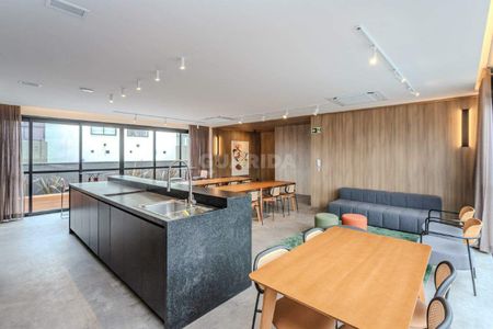 Apartamento de 2 dormitórios, sendo 1 suíte, no bairro Petrópolis e com vaga dupla coberta. - COD: 25686 - Foto 5