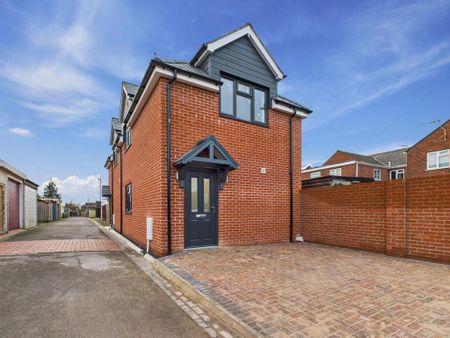 1 bedroom flat to rent - Photo 4