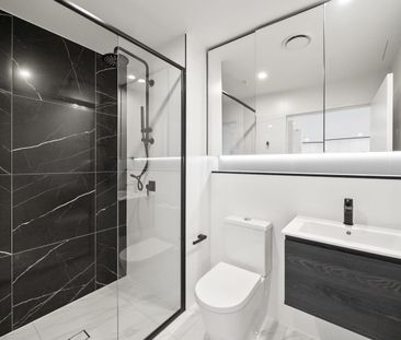 North-east aspect spacious two bedroom apartment - ONE WEEK RENT FREE. - Photo 4