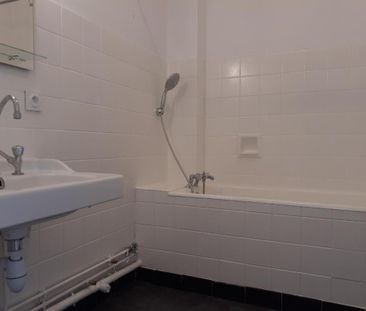 Location Appartement 3 pièces 71m² AGEN 47000 - Photo 2