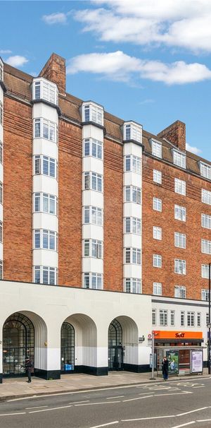 Hammersmith Road, Brook Green, W6, London - Photo 1