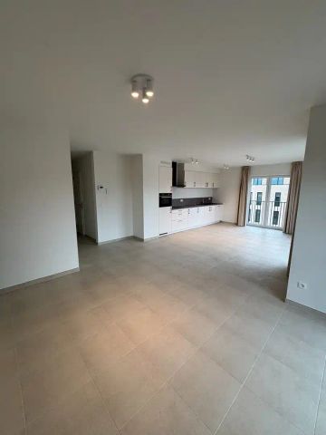 Eerste bewoning: Stijlvol en zorgeloos huren in het hart van Koningslo - Photo 3