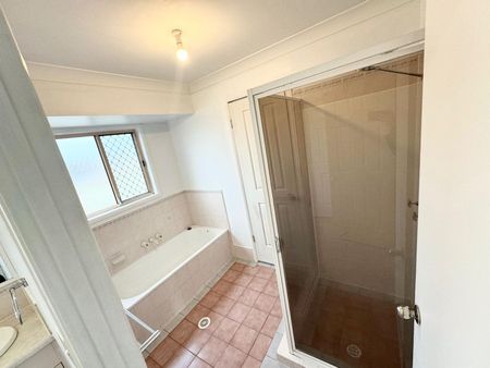 3 Dimmity Court, 4132, Marsden Qld - Photo 2