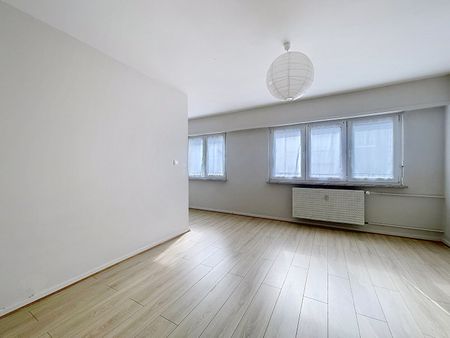 Location Appartement 1 pièce 30m² - Photo 2