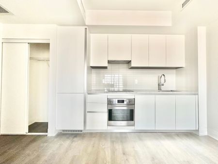 For Lease - 2 Erskine Road Unit# 2001, Mississauga, Ontario - Photo 5