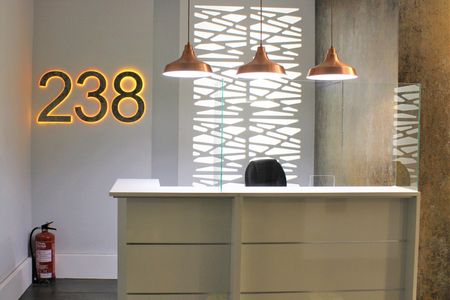 1 Bed Penthouse, Lawrence House, EC1V - Photo 5