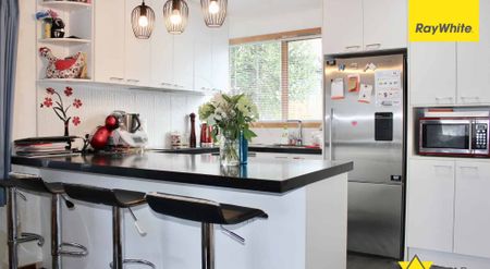 Freshly Renovated 3-Bedroom Home with Deck, Yard & Heat Pump - Perfect for Families! - Photo 3