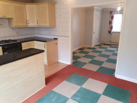 Selwyn Gardens, Boyatt Wood - Photo 5