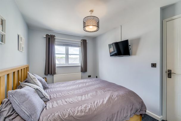 Freedom Square, Greenbank, Plymouth - Photo 1