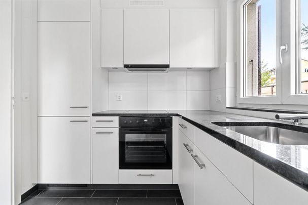 Totalsanierte 3.5-Zimmer-Wohnung im Erdgeschoss - Photo 1