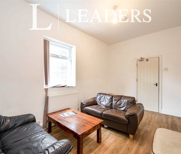 5 bedroom house to rent Wheatstone Road, Southsea, PO4 - Photo 1