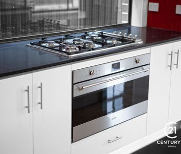 Beautiful House in Riverbank & the Ponds School Catchment - Photo 5