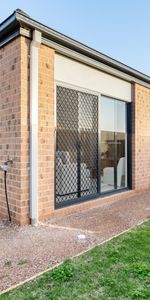Melton South - Photo 4
