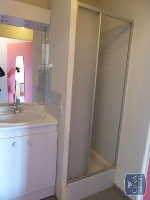 Location Appartement 1 pièce 17m² JACOB BELLECOMBETTE 73000 - Photo 1